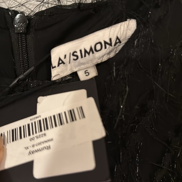 NWT- La Simona Dress size 5 (Fits size6-8) - Picture 4 of 7